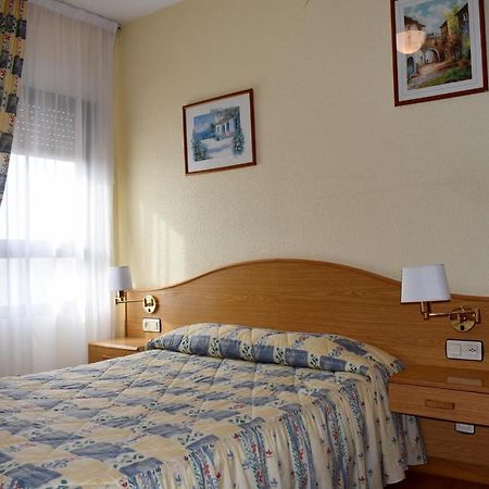 Hotel Ria De Vigo "Tierra De Campos" Becilla de Valderaduey Exterior foto