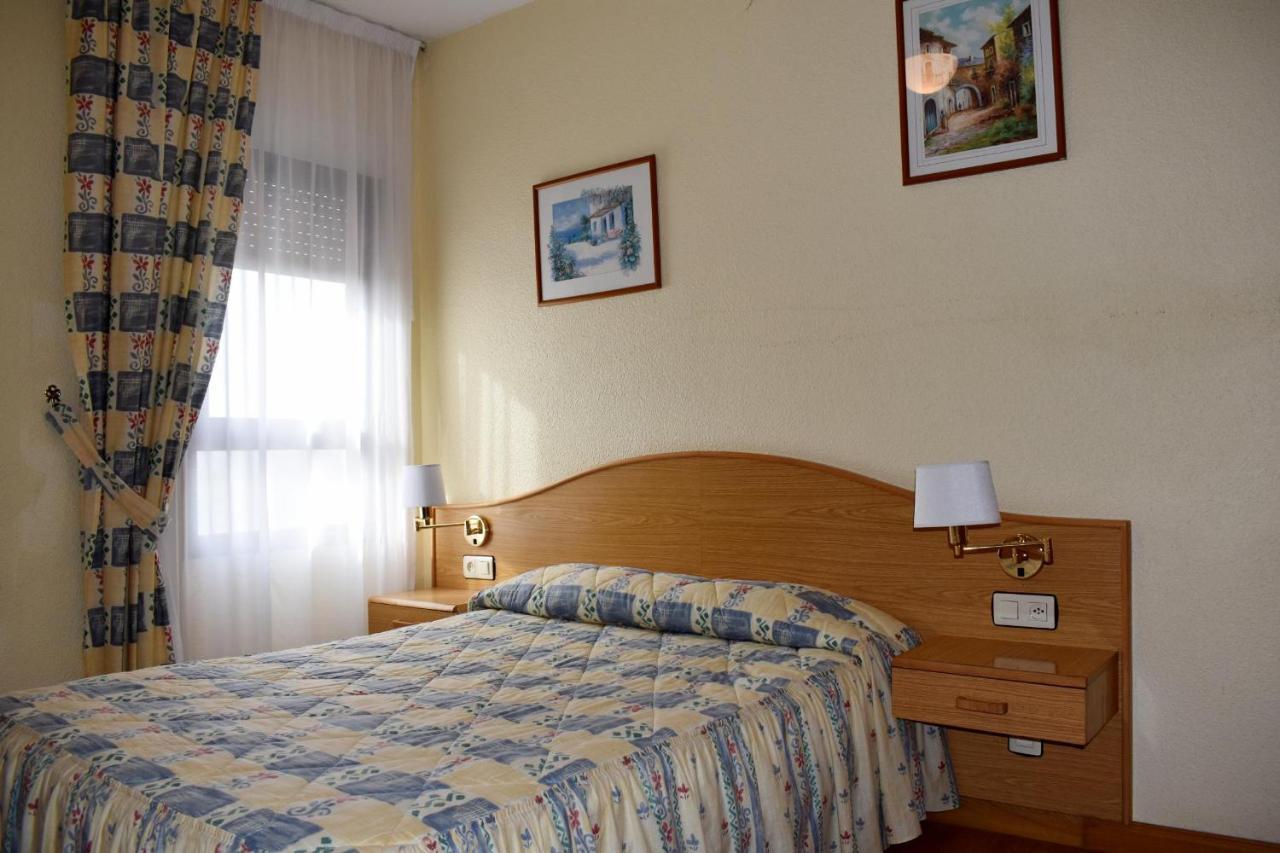 Hotel Ria De Vigo "Tierra De Campos" Becilla de Valderaduey Exterior foto